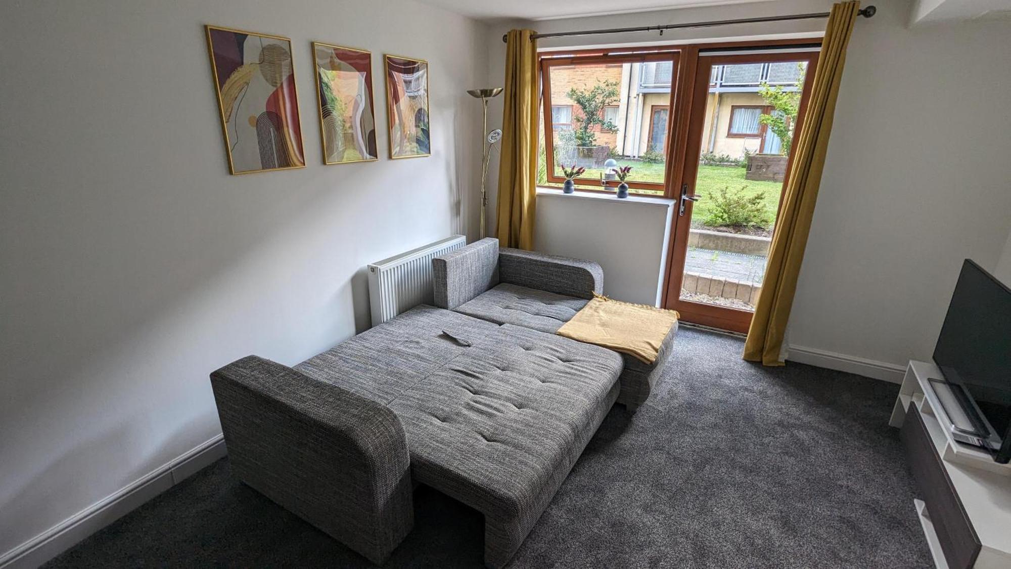 Apartment Flat-kent- 20 Mins To London-petsok Greenhithe